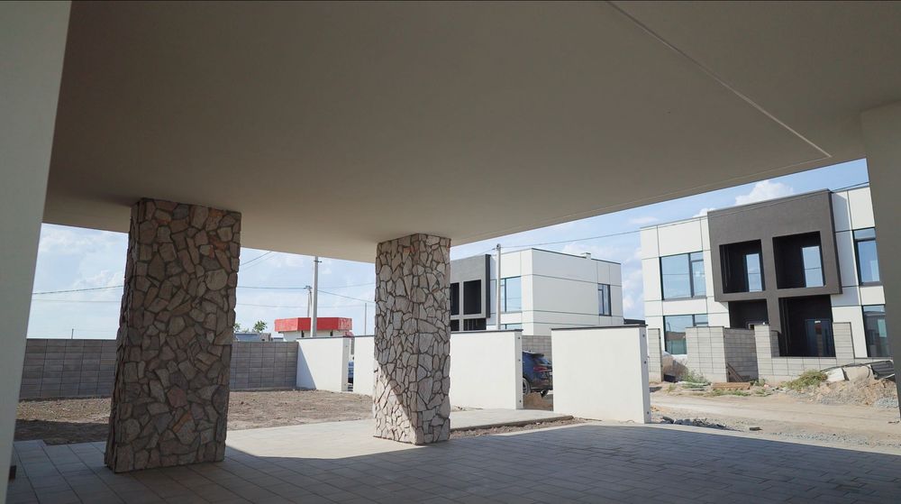 Продаж неймовірного 3к окремостоячого будинку у престижному районі міста