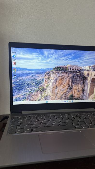Lenovo i7 / 8GB RAM / SSD 480GB