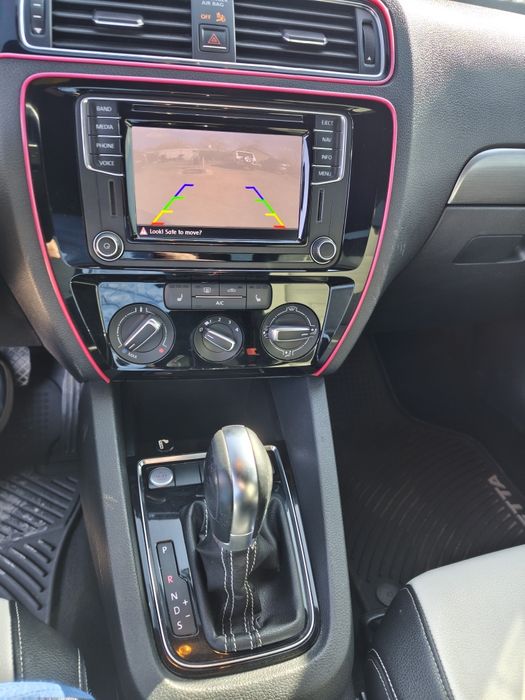 Jetta 2015року 1.8tsi