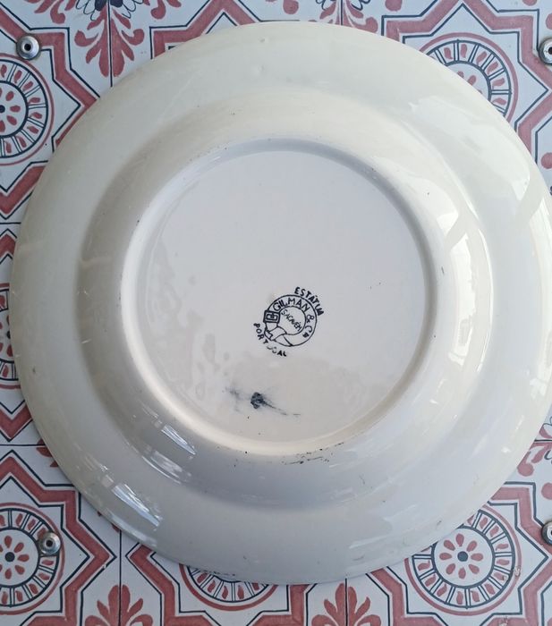 Pratos de  sopa cavalinho