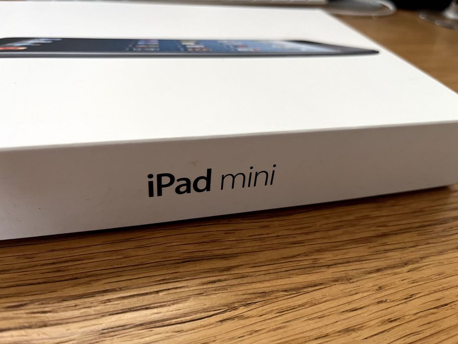 Apple iPad Mini 1 Wi-Fi  16GB A1432 - MD528FD/A - Space Gray