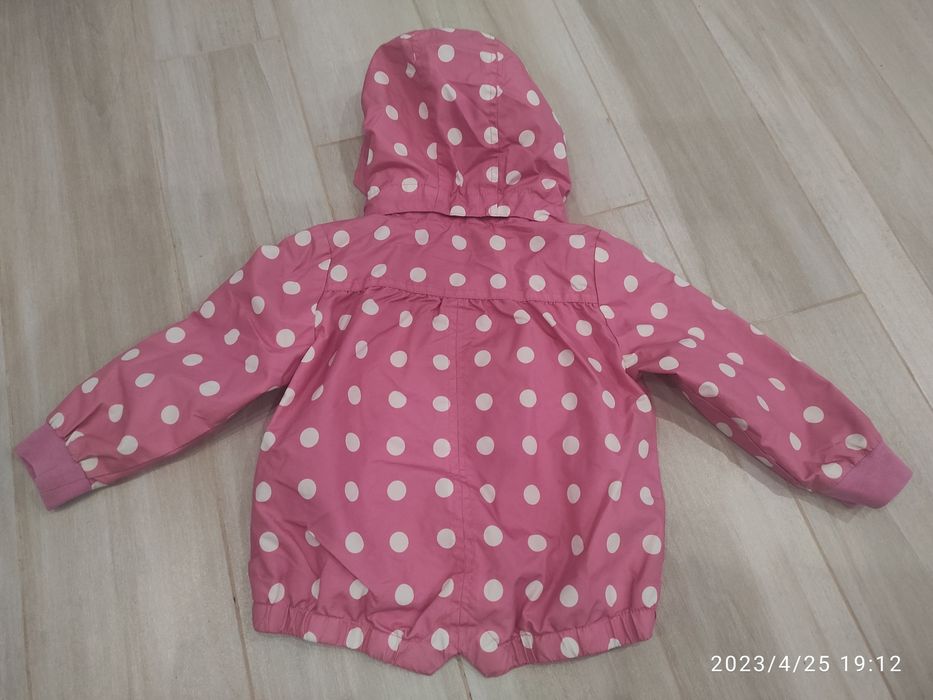 Kurteczka na wczesną jesień dziecięca 1,5 roku, 86 cm