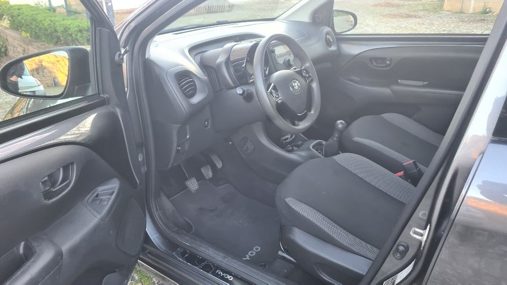 Toyota Aygo poucos km