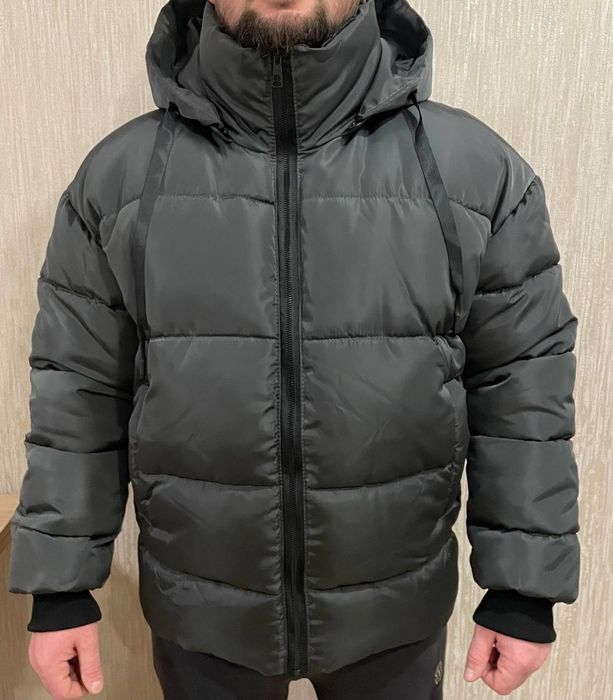 Зимова куртка пуховик