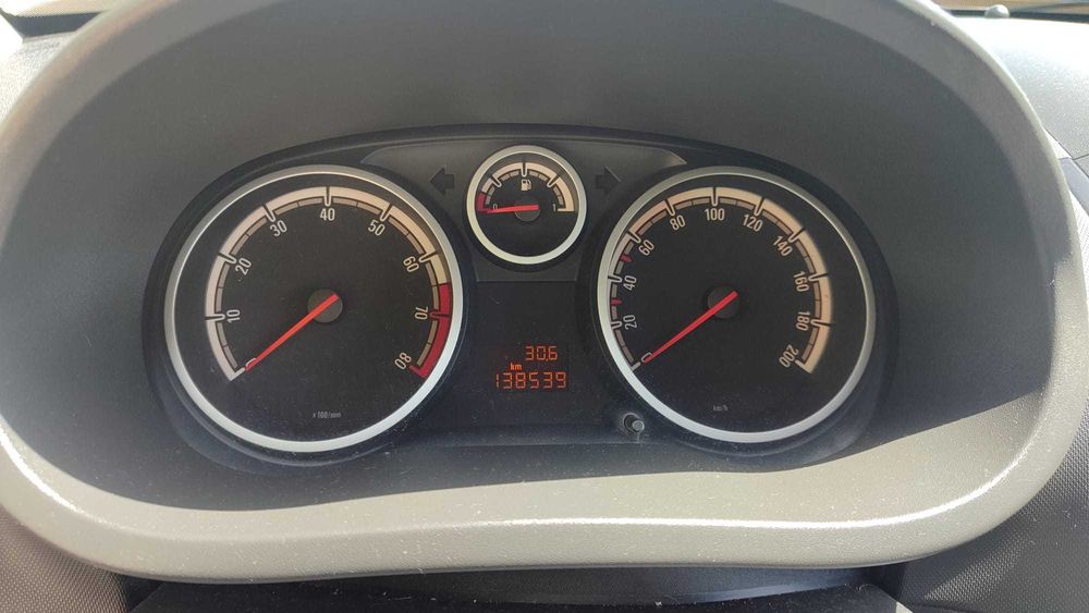 Opel Corsa 1.2 Black Edition 85cv — 2010