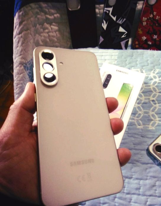 Samsung A56 5G Novíssimo IATripla Camera. 50MP+12MP+8MP  Sony IMX906