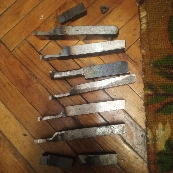 Резци для токарного станка