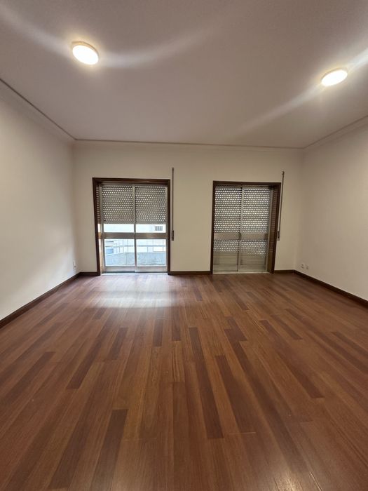 Apartamento T1 - polo universitario despesas incluidas