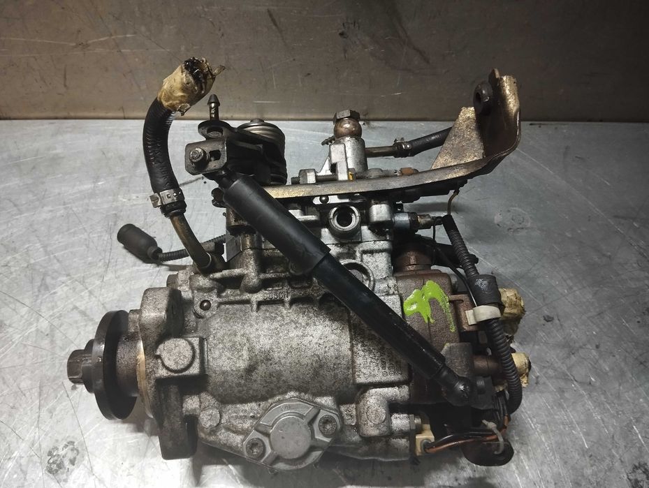 Bomba Injetora / Injectora Volkswagen Golf III / Caddy II / Seat Ibiza 6K / Inca 1.9D 0460484071 028130108Q