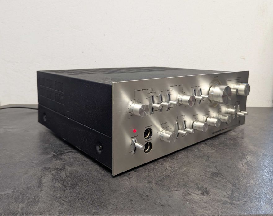 Стереопідсилювач Universum Dynamics System HiFi 2500.