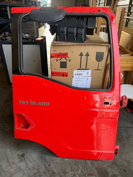 Drzwi Man tg3 tgs nowy model prawe