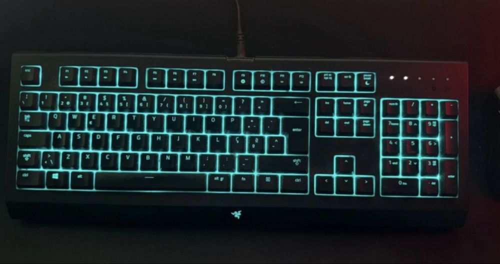 Teclado e Rato Razer