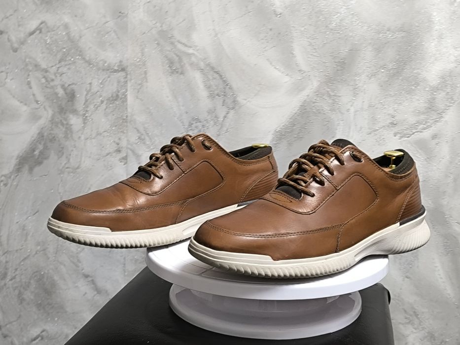 Чоловічі шкіряні кросівки Clarks