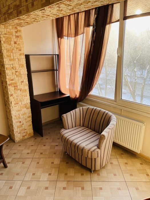 Здам подобово ,однокімнатну квартиру м.Лівобережна ,Дарниця