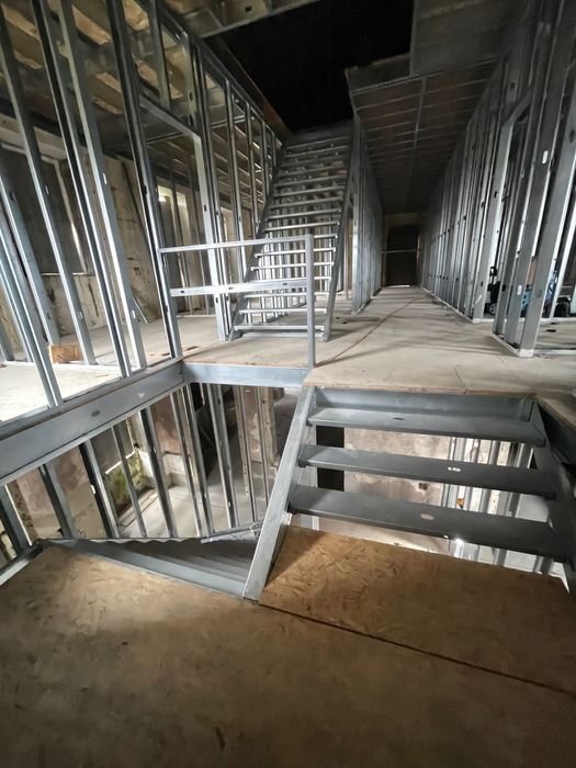 Fazemos trabalhos Pladur e aço leve telhados …