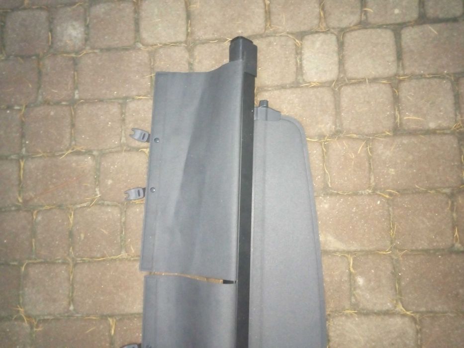 toyota verso 09-18 ROLETA BAGAŻNIKA oryginał