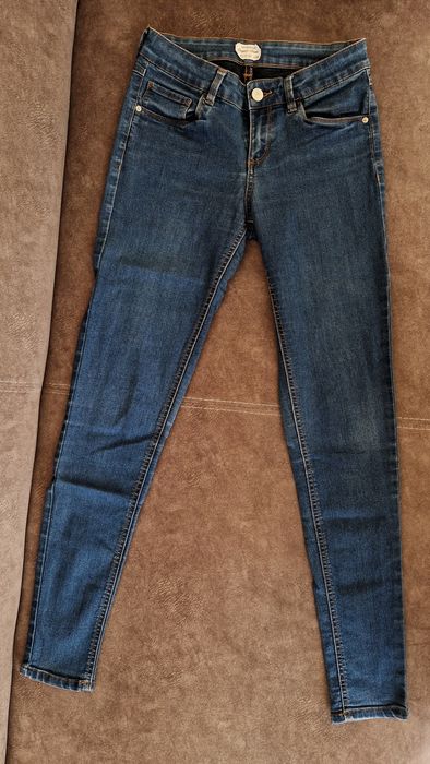 Spodnie jeansy Terranova