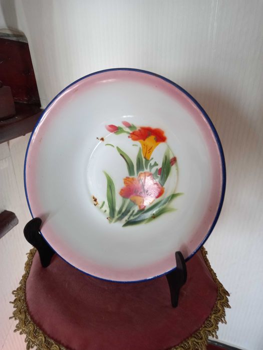 Cinco peças em esmalte tudo 25,00 não á cobrança