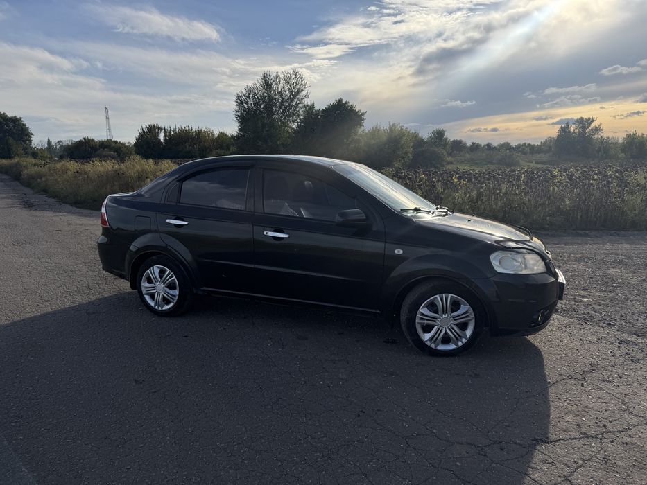 Chevrolet Aveo 1.5 автомат