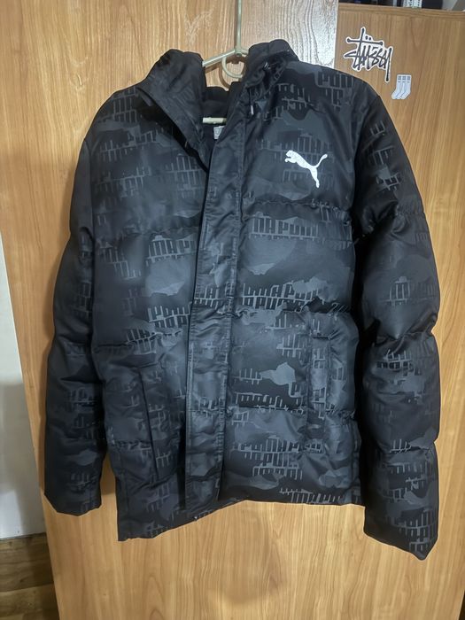 Продам куртку Puma