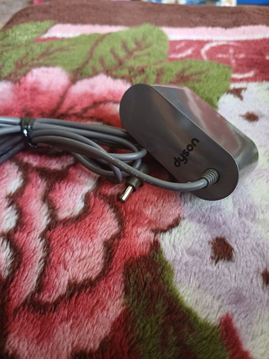 Ładowarka  Dyson