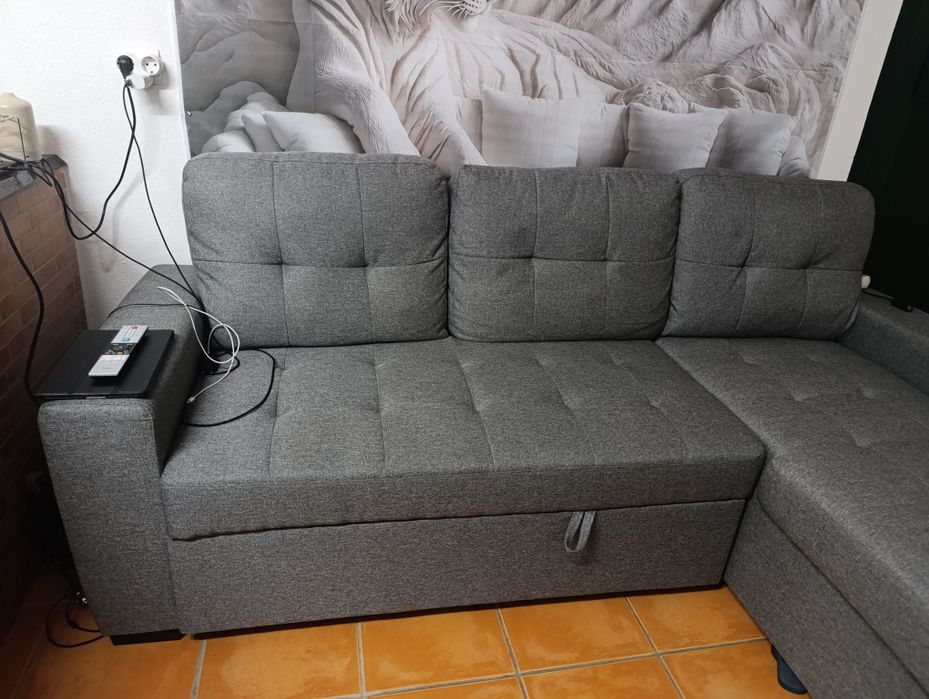 Sofá com chaise amovível