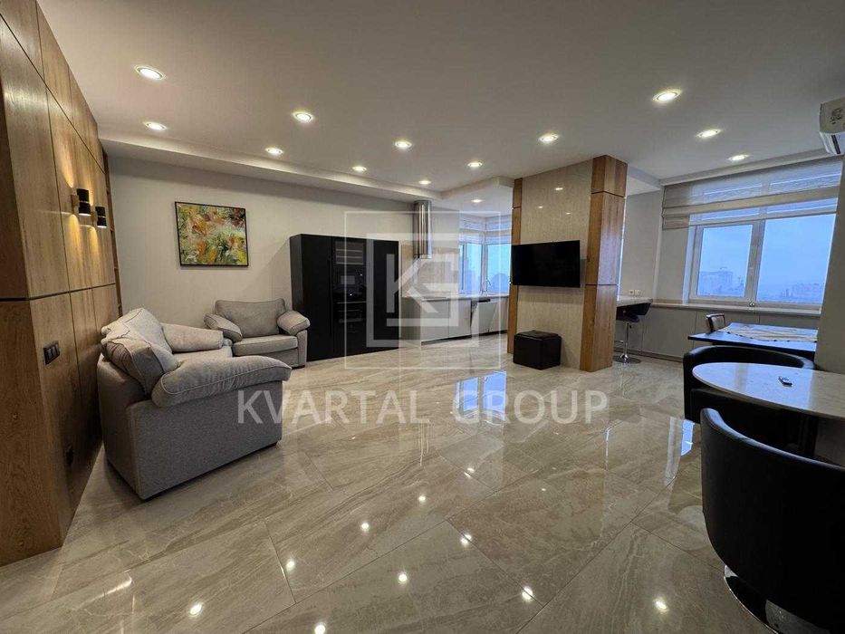 Продам 2к квартиру 96м2 з якісним ремонтом на Печерську!
