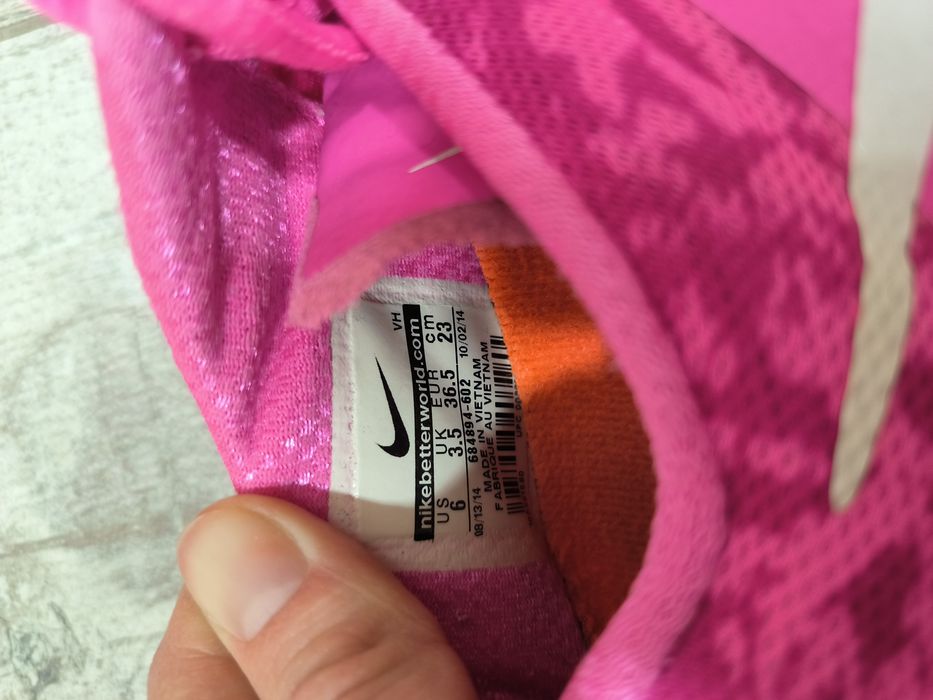 Жіночі кросівки Nike