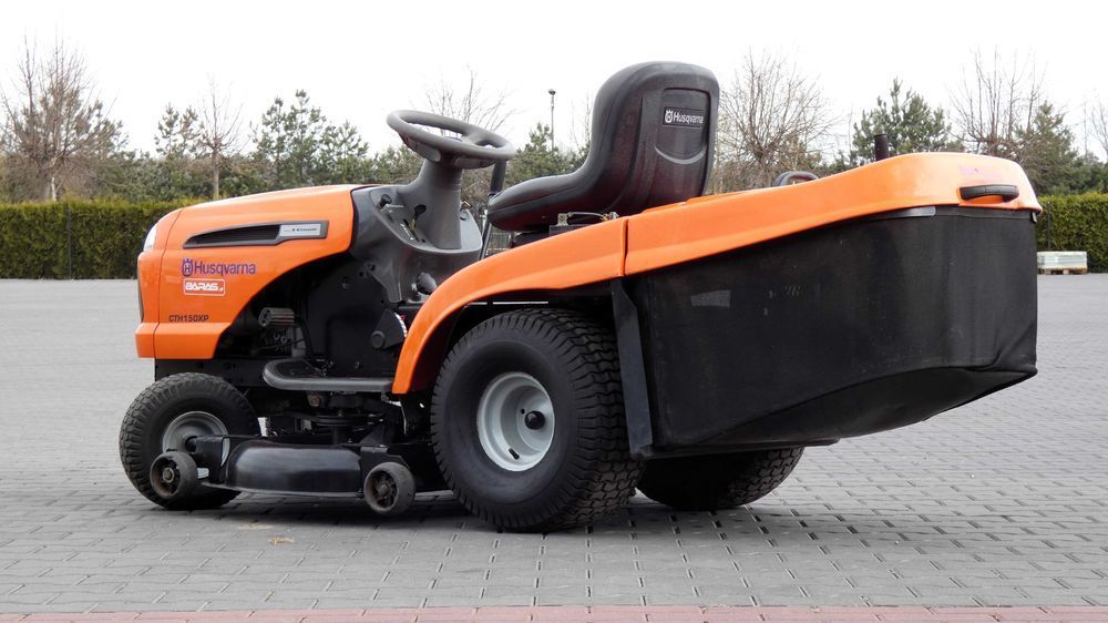Traktorek kosiarka Husqvarna CTH150XP KAWASAKI (140402.5) - Baras