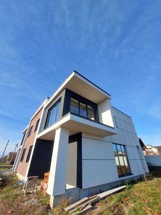 БЕЗ КОМІСІЇ Продаж котеджу в топовій локації у м. Пустомити