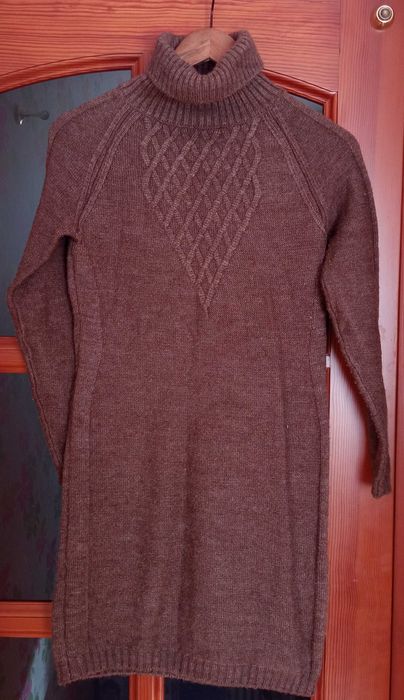 женское платье шерстяное