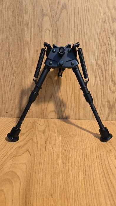 Regulowany bipod / dwójnóg do karabinka, montaż typu Harris, używany