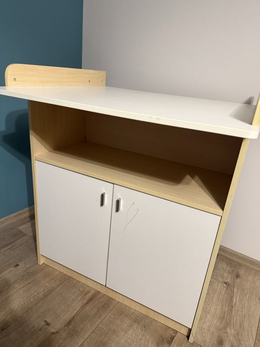 Przewijak wolnostojący z komodą