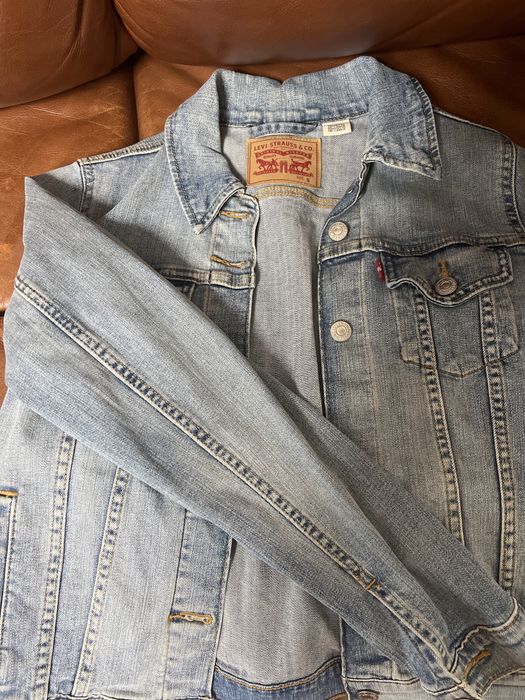 Джинсова куртка Levis