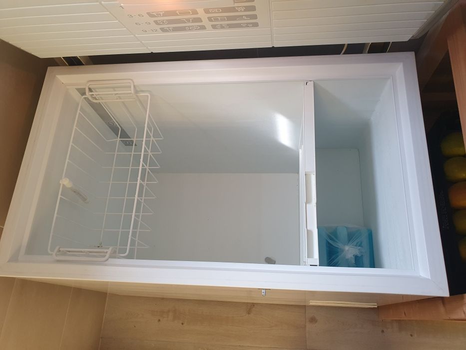 Vendo uma Arca Congeladora Balay