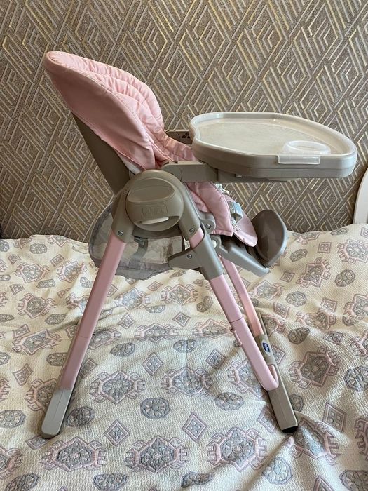 Стульчик ,,Chicco,, с рождения до 3-4лет