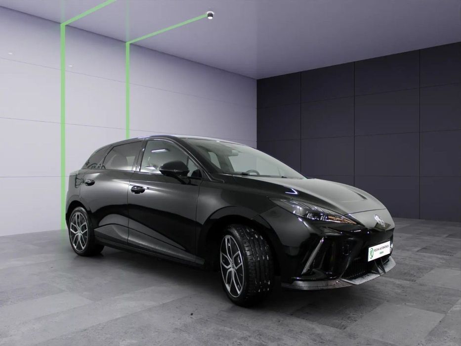 MG MG4 64 kWh Luxury