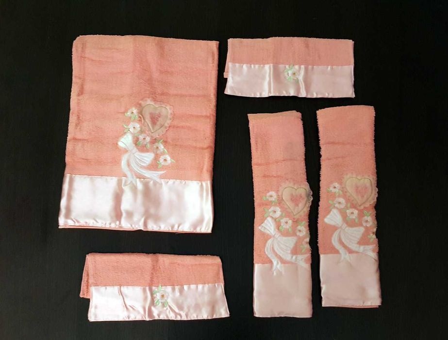 Jogo de toalhas de banho de algodão rosa com bordados (5 peças)