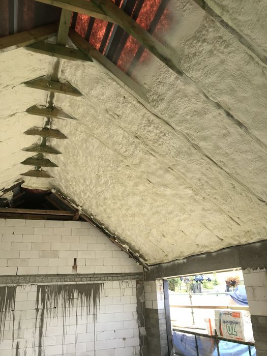 Ocieplanie pianą PUR / Pianowanie poddaszy, izolacje piana pur