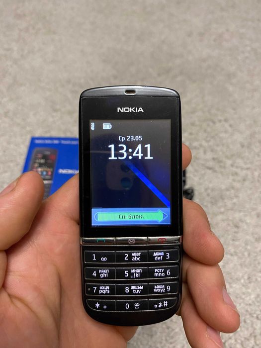 Мобільний телефон Nokia Asha 300 Graphite мобильный сенсорный
