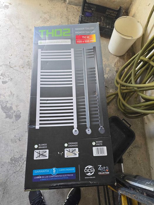 Radiador Toalheiro Elétrico Cicsa Zeta 750W - Novo na Caixa