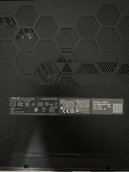 ASUS TUF F15 / i5-10300H / GTX 1650 / 32GB RAM