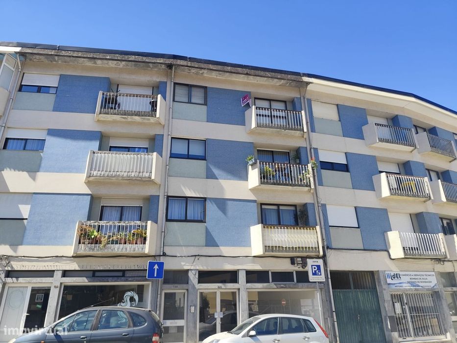 T2 com garagem - Jardim Soares dos Reis — Mafamude E Vilar Do Paraíso, Porto