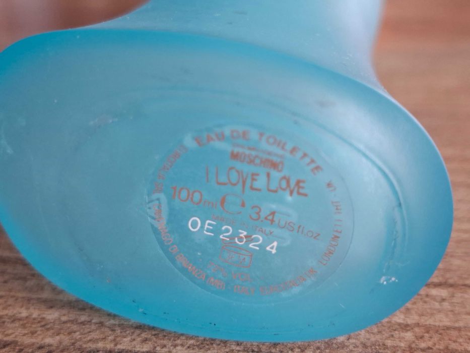 Flakon Moschino I love I love 100 ml