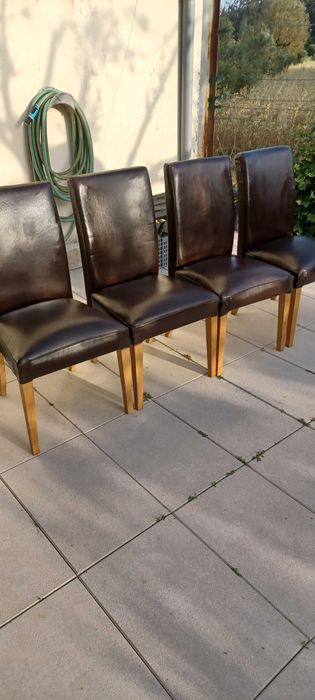 Conjunto 4 cadeiras em pele genuína