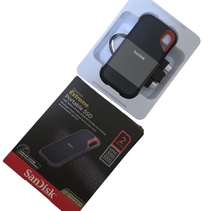 Зовнішній SSD Sandisk E61 v2 2Tb + Чохол