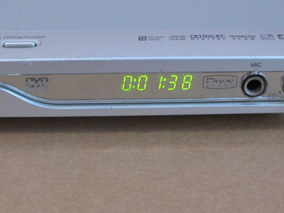 DVD-плеер LG рабочий