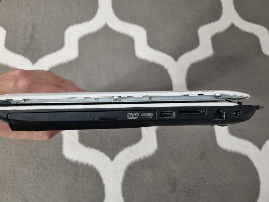 Laptop Asus k52J
