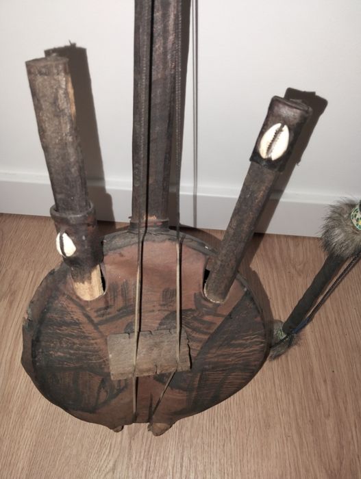 Viola artesanal Guiné