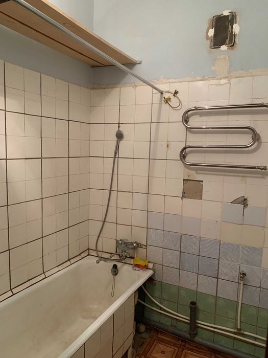 Світла 3-кімн сталінка 73 м², 3 поверх, центр 9 кв. ЮГОК, без ріелтора